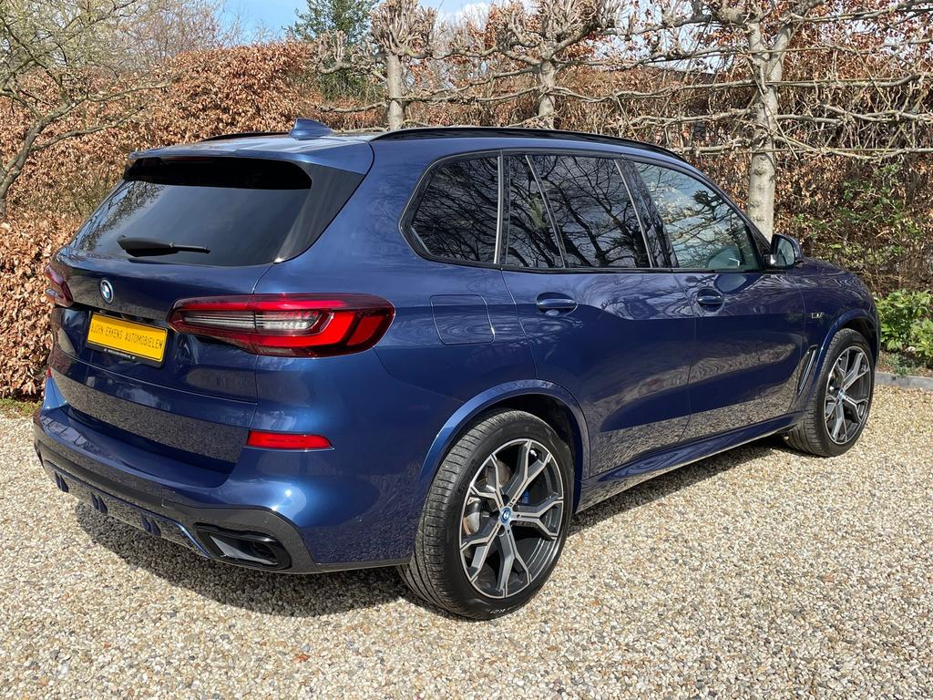 X5 45E M SPORT PERFORMANCE - PANO DAK - 21" - PHYTONICBLAU, Auto's, BMW, Blauw, USB, Vierwielaandrijving, Hybride Elektrisch/Benzine