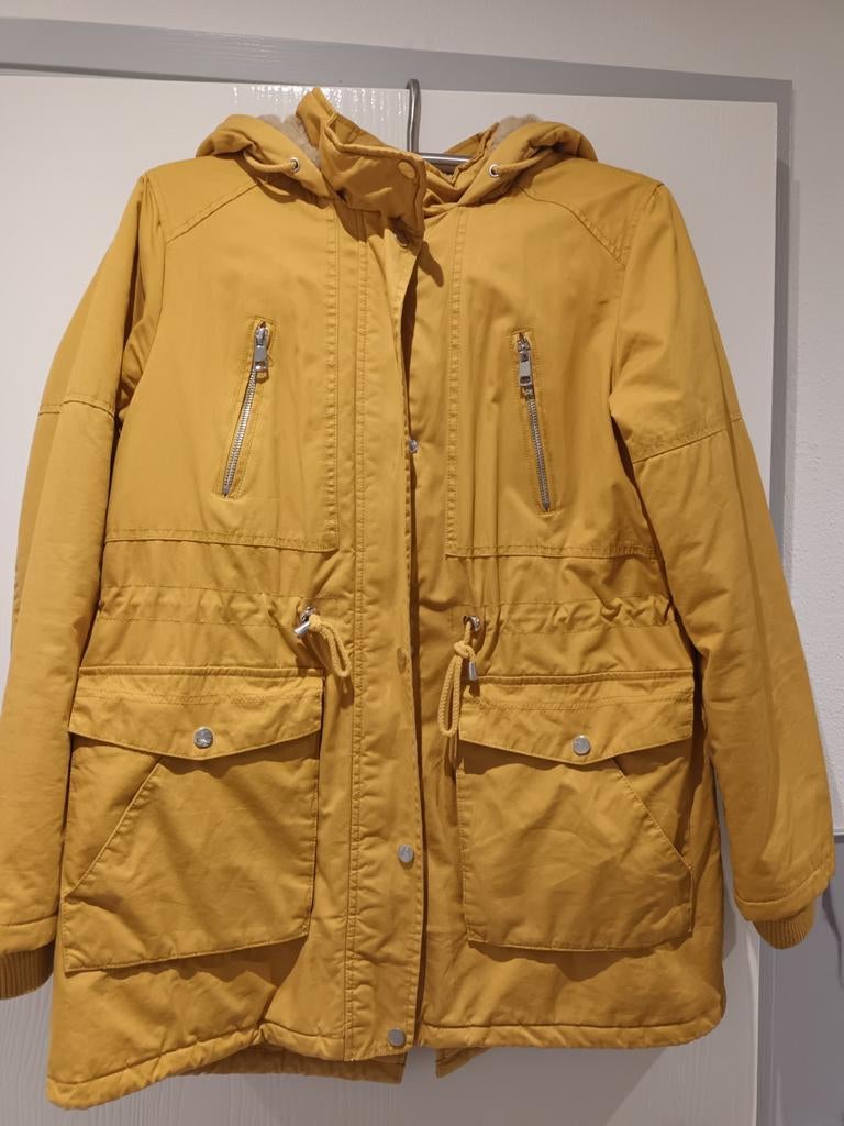 Gele winterjas met teddy voering, Geel, Maat 42/44 (L), Ophalen of Verzenden, Onbekend