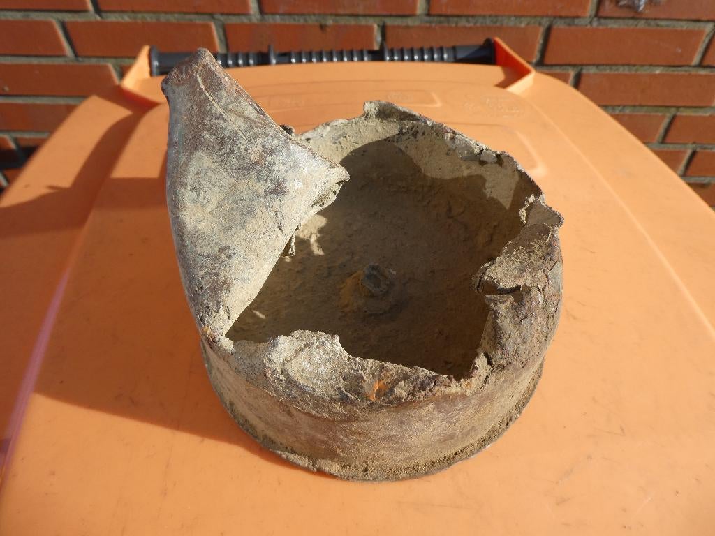 Huls bodem 15 cm, Ophalen of Verzenden, Landmacht, Overige gebieden, Hulzen of Bodemvondsten