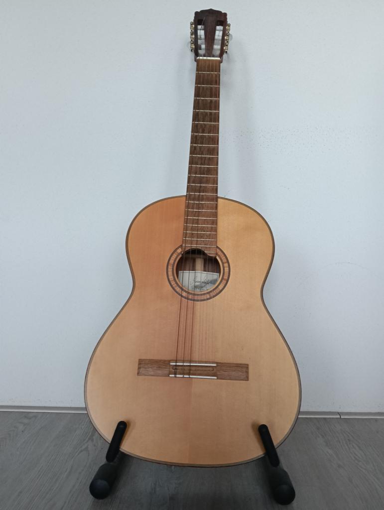 Armin Hanika, 50PF, Muziek en Instrumenten, Snaarinstrumenten | Gitaren | Akoestisch, Ophalen, Zo goed als nieuw, Klassieke of Spaanse gitaar