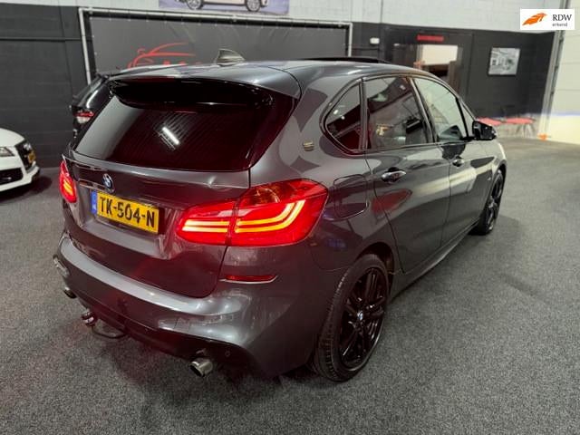 BMW 2-serie Active Tourer 220i High Executive, 1998 cc, 730 kg, Gebruikt, Euro 6