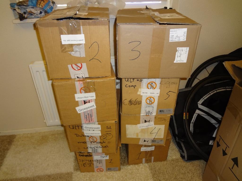 Nieuw 4x shimano 105 groep en 3x ultegra 10 sp groep sets, Fietsen en Brommers, Fietsen | Racefietsen, Overige merken, Overige materialen