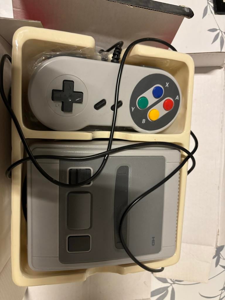 Super Mini SFC HD TV Game Console met 621 ingebouwde games, Spelcomputers en Games, Spelcomputers | Nintendo NES, Ophalen of Verzenden
