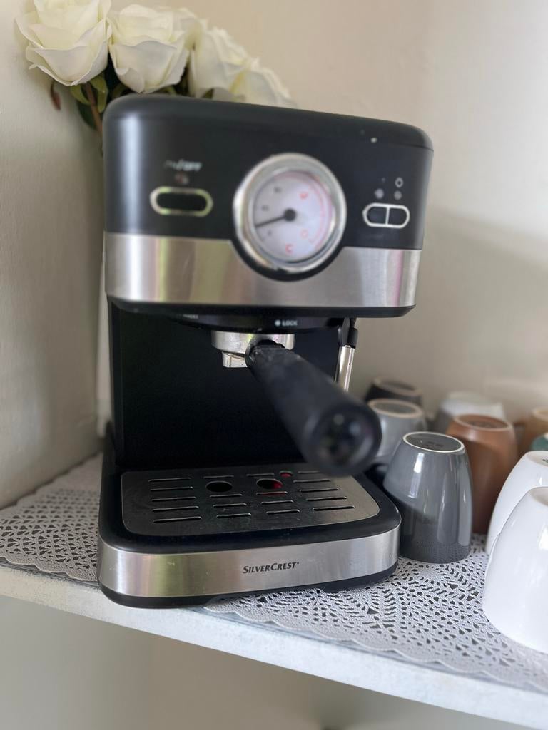 SilverCrest Espresso Apparaat - Werkt Uitstekend, Witgoed en Apparatuur, Koffiezetapparaten, Stoompijpje, Gebruikt, Espresso apparaat