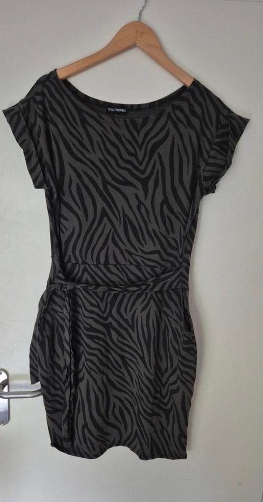 Musthave  jurk Xl l, Zwart, Ophalen of Verzenden, Zo goed als nieuw, Knielengte