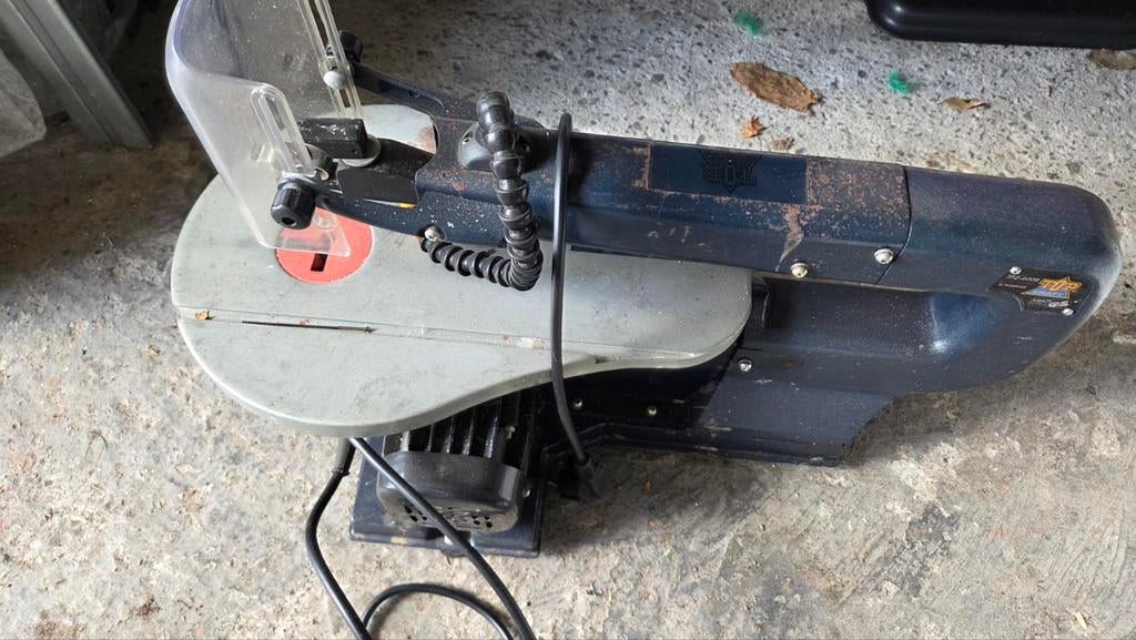 Elektrische figuurzaag, Ophalen, Gebruikt, 30 tot 70 mm, Figuurzaag