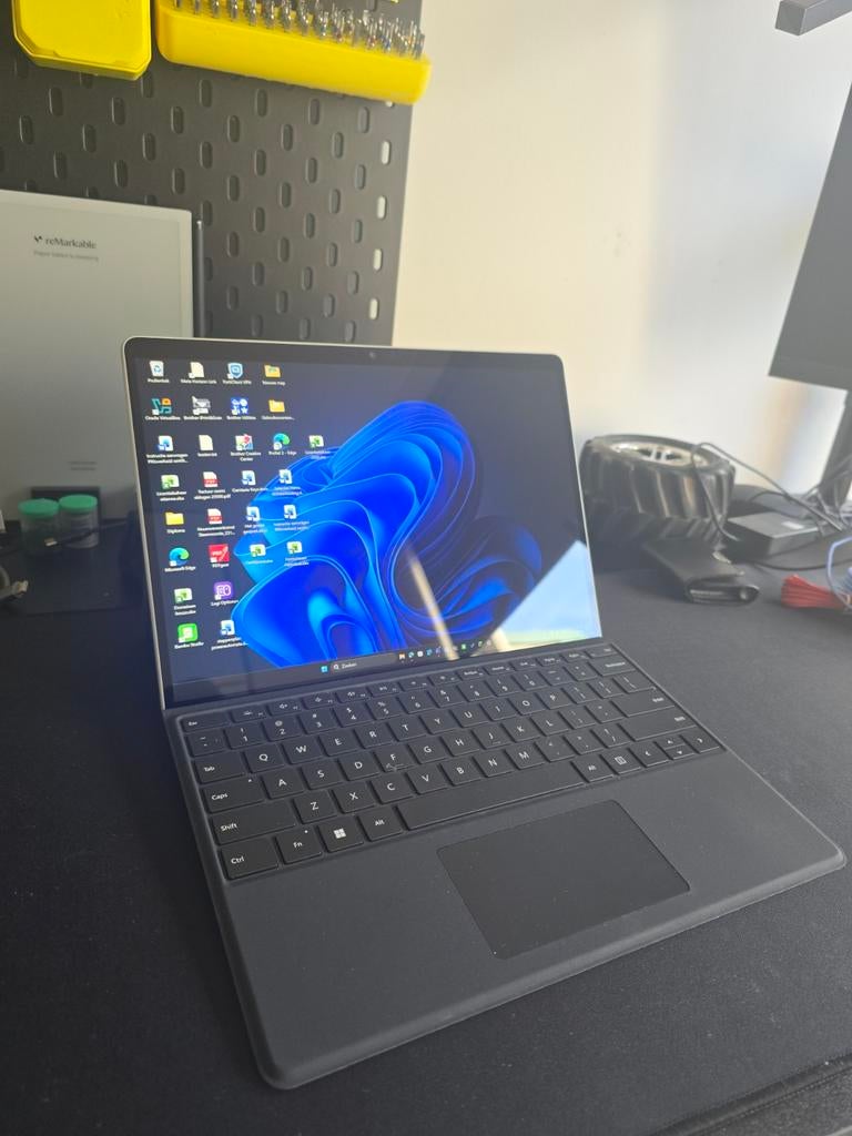 Microsoft Surface pro 9 laptop touch + case + toetsenbord, Ophalen, 2 tot 3 Ghz, Qwerty, 13 inch