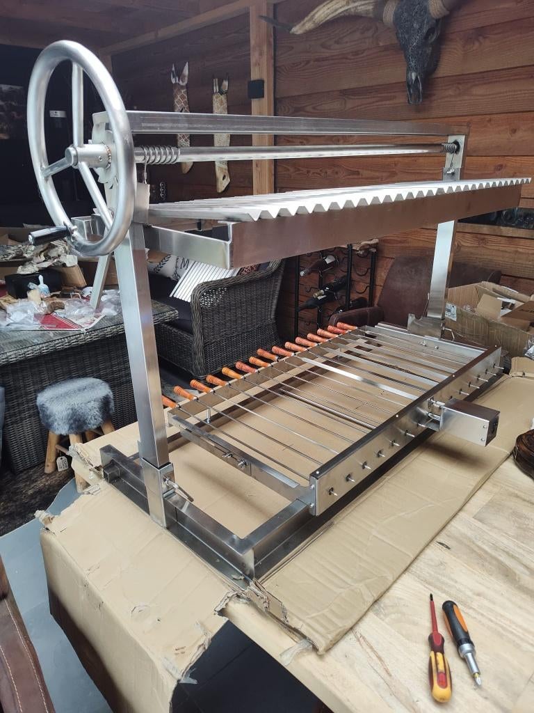 RVS Professionele BBQ grill met 2 roosters, Ophalen of Verzenden, Gebruikt