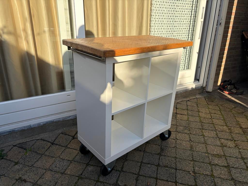 Witte Kast op Wielen met Houten Werkblad, Ophalen, Gebruikt