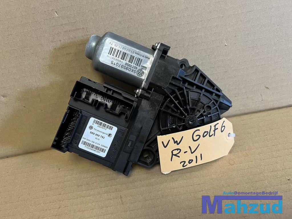 VW GOLF 6 Rechts voor raammotor 5K0959793 5K0959701B, Gebruikt, Volkswagen, Volkswagen AG, Berliner Ring 2
38440  Wolfsburg, DE