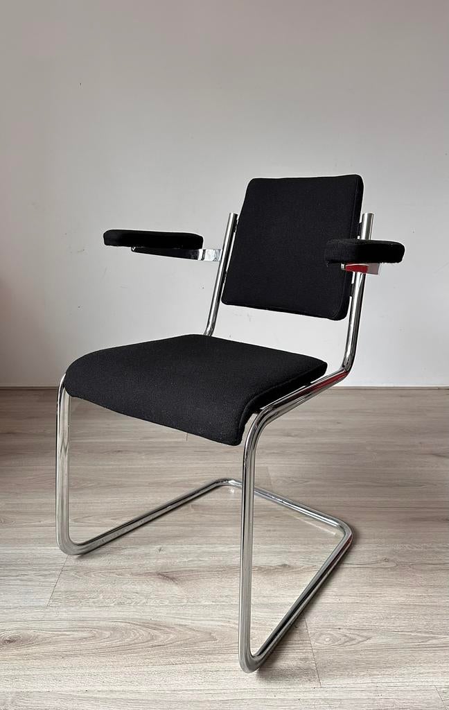 4 Tecta Jean Prouve design stoelen, Ophalen, Gebruikt, Zwart, Stof