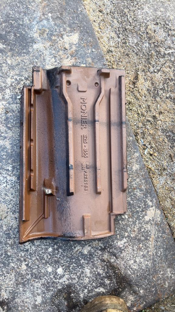 Monier DNH Plus Dakpan - Zwart Glanzend, Ophalen, Gebruikt, Steen of Klei, Zwart