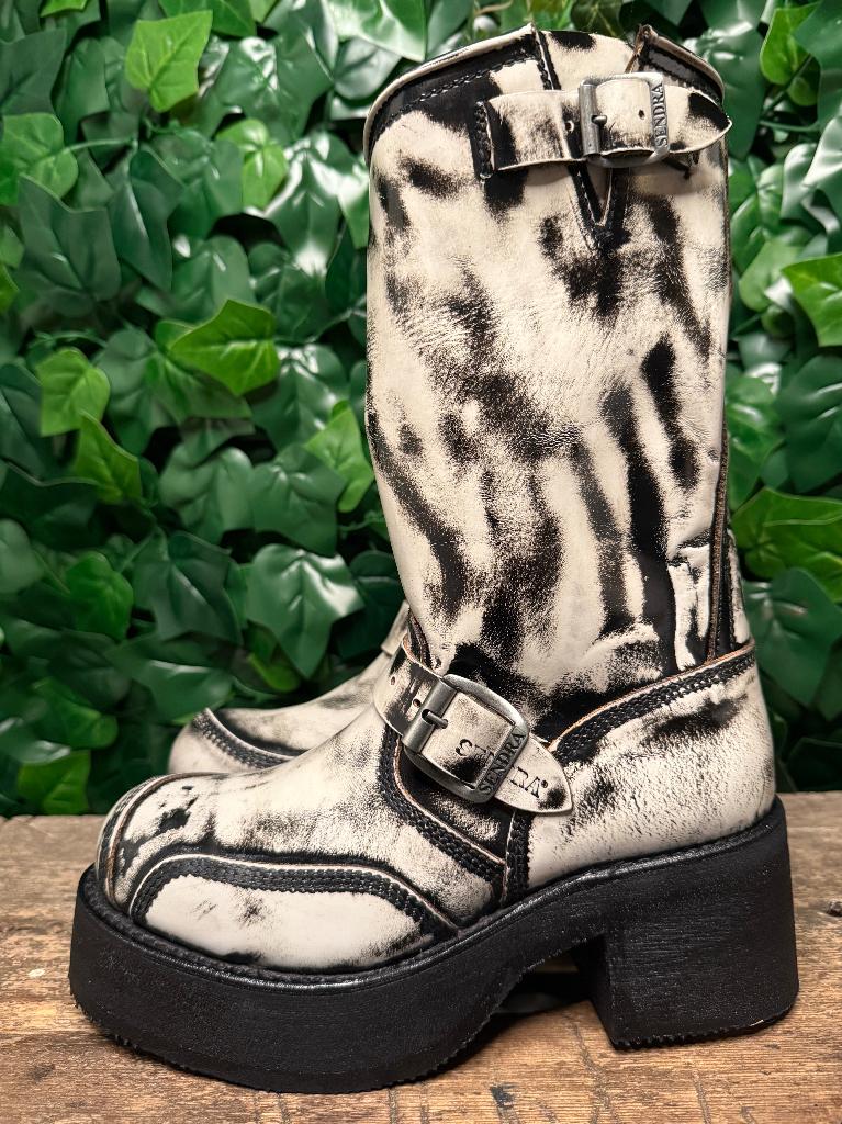 geweldig mooie vintage biker boots van Sendra maat 40, Kleding | Dames, Schoenen, Zwart, Nieuw, Ophalen of Verzenden, Sendra