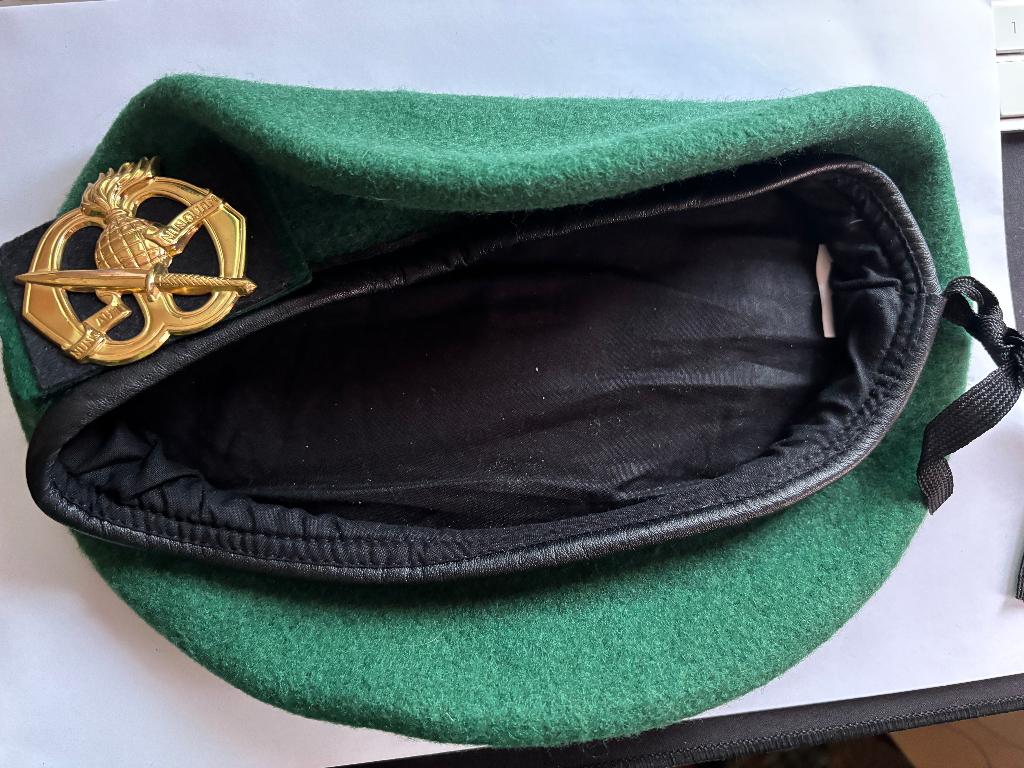 KCT baret maat 60, Verzenden, Landmacht, Nederland, Kleding of Schoenen