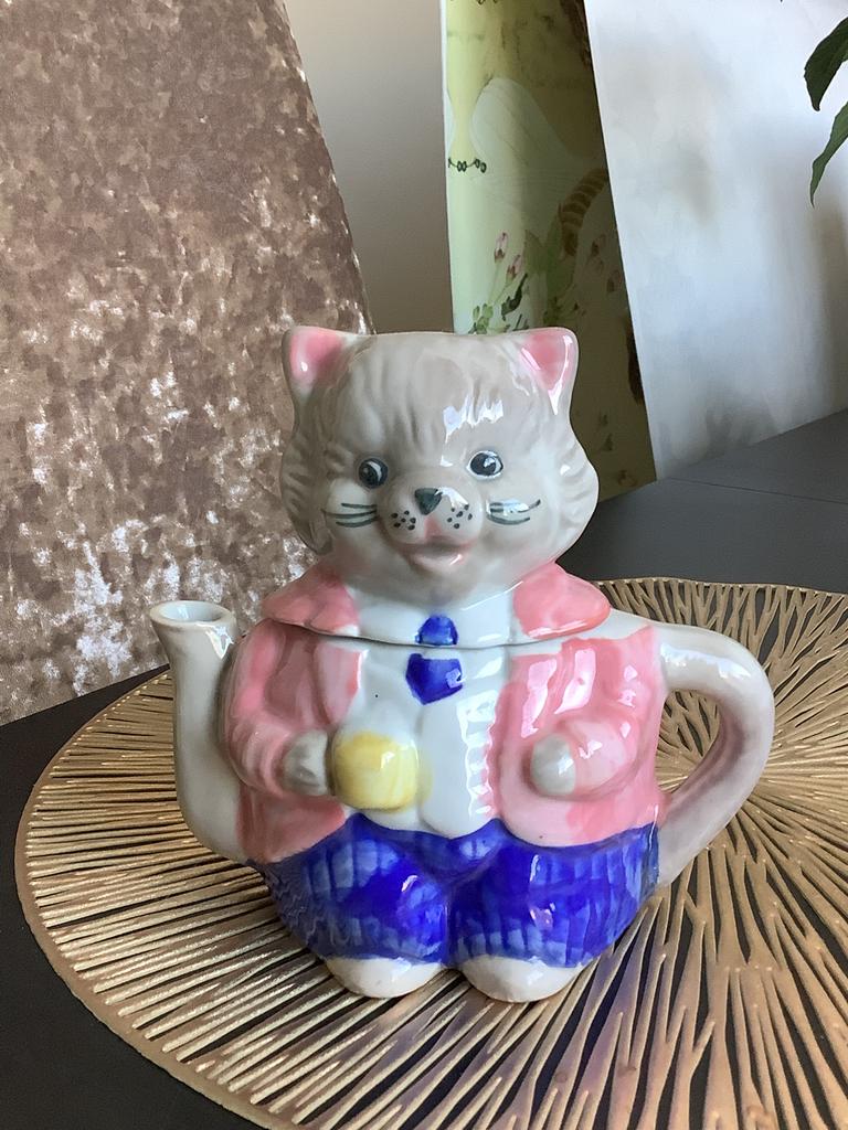 Katten Theepot, Ophalen of Verzenden, Zo goed als nieuw