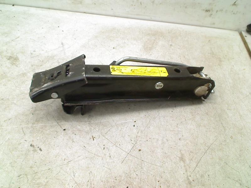 Krik Volkswagen Polo V (6R) (2009-06/2012-09) 6Q0011031E, Gebruikt, Volkswagen, Volkswagen AG, Kundenbetreuung@volkswagen.de