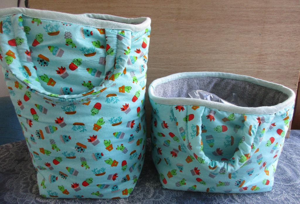 2 nieuwe stoffen tassen - 2 maten - badstof gevoerd, Ophalen of Verzenden, Nieuw, Overige typen