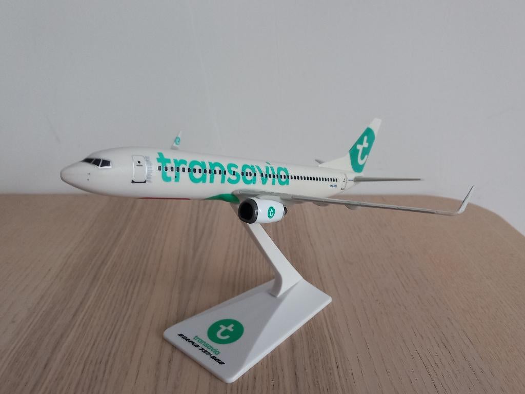 Transavia Boeing 737-800  1:200, Verzamelen, Luchtvaart en Vliegtuigspotten, Ophalen of Verzenden, Zo goed als nieuw, Schaalmodel