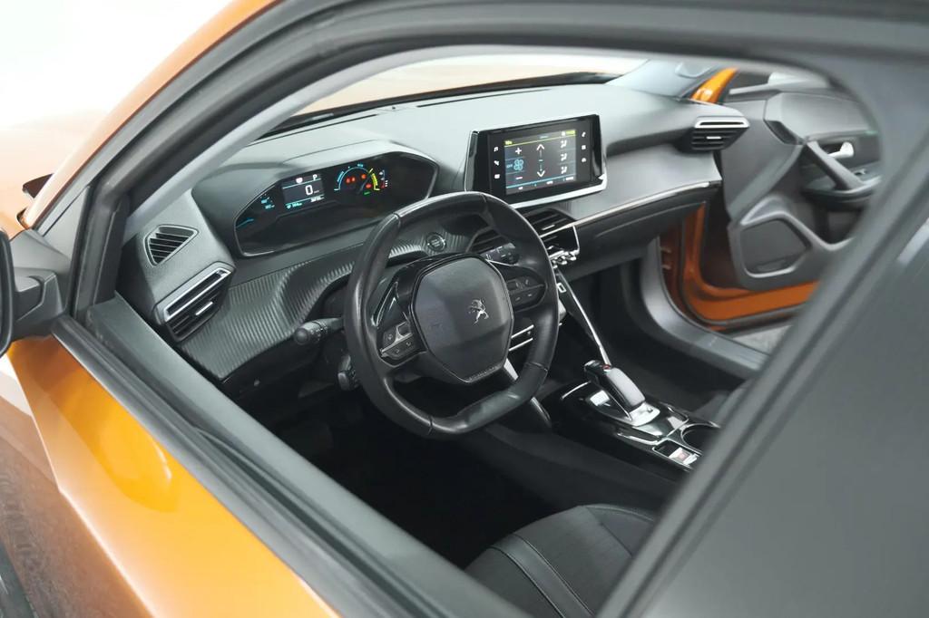 Peugeot 2008 EV Allure Pack 50 kWh € 16.900,00, Gebruikt, Overige kleuren, Parkeersensor, 1523 kg