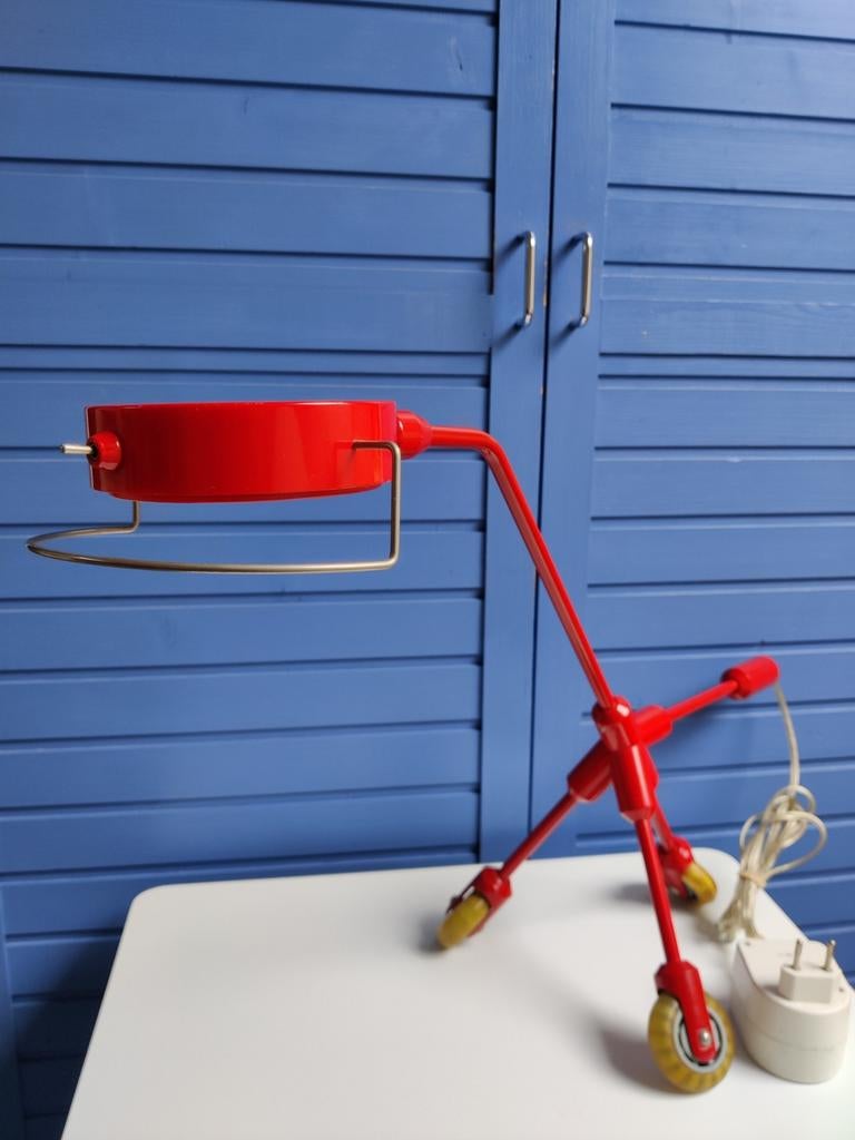 'Kila' Red Dog Harry Allen vintage Ikea design, Huis en Inrichting, Lampen | Tafellampen, Minder dan 50 cm, Metaal, Ophalen of Verzenden