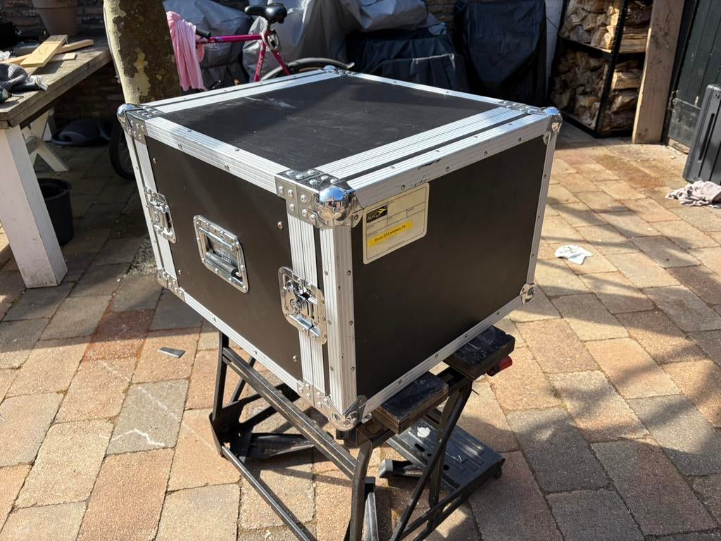 8HE rack flightcase & 4HE SKB molded Roto Rack, Ophalen of Verzenden, Zo goed als nieuw, Overige instrumenten, Flightcase