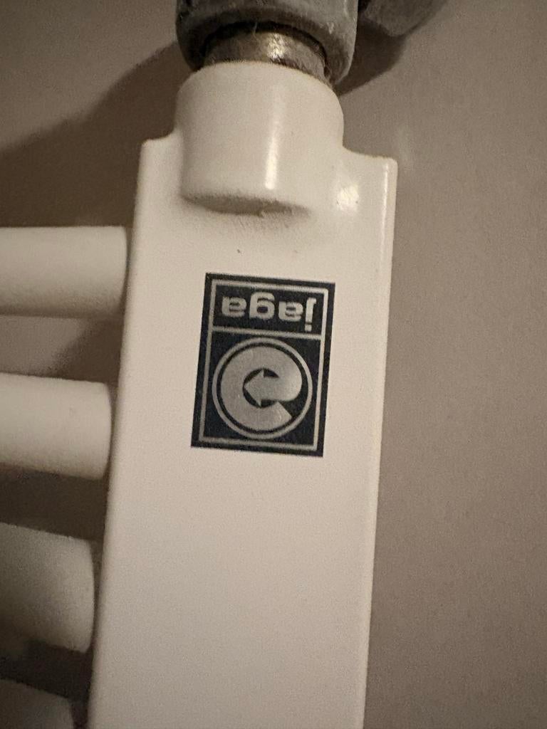 Jaga radiator, Doe-het-zelf en Verbouw, Verwarming en Radiatoren, Gebruikt, Radiator, Ophalen of Verzenden, 60 tot 150 cm