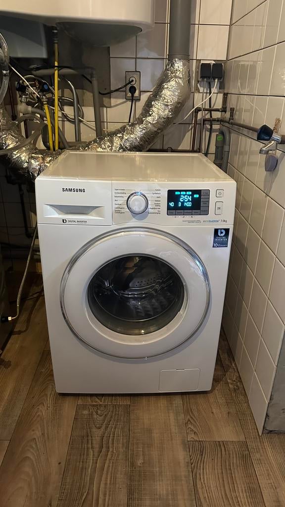 Samsung WF70f5E0Q4W wasmachine, Witgoed en Apparatuur, Wasmachines, Ophalen, 8 tot 10 kg, 85 tot 90 cm, 1600 toeren of meer