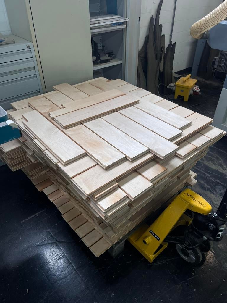 40m2 vloer massief esdoorn 19mm gerenoveerd, 50 tot 150 cm, Vloerdelen of -planken, Zo goed als nieuw, 10 m² of meer