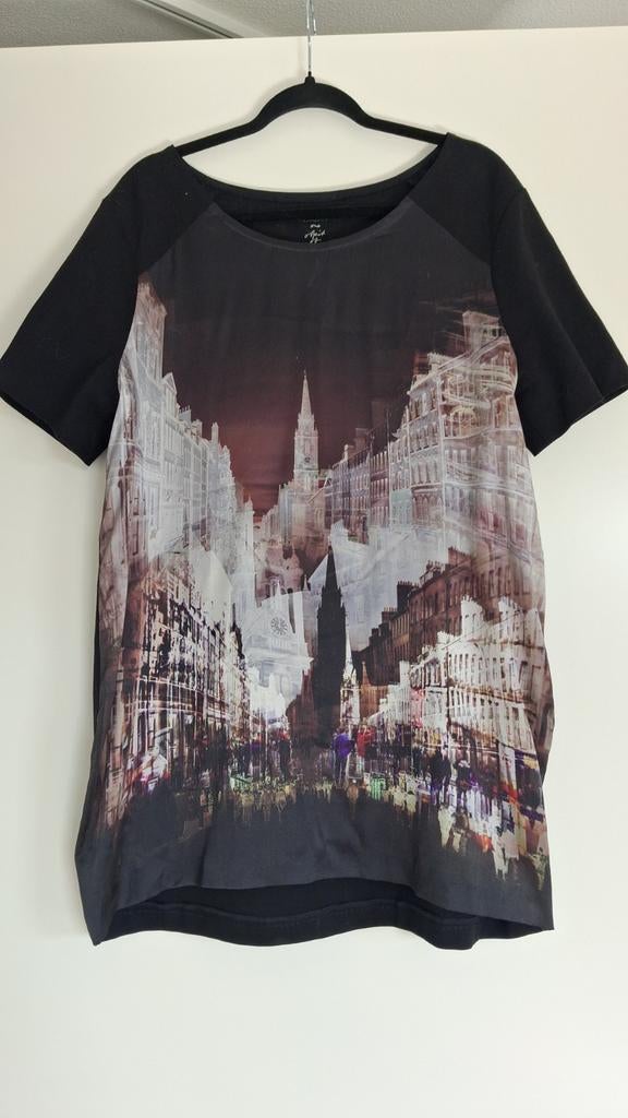 Marc Cain top maat 6 met zijde voorkant en print, Ophalen of Verzenden