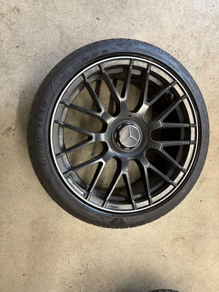 Mercedes velgen 5x112 245 40 19 A B C CLA klasse TPMS, 19 inch, 245 mm, Total car expert, Banden en Velgen