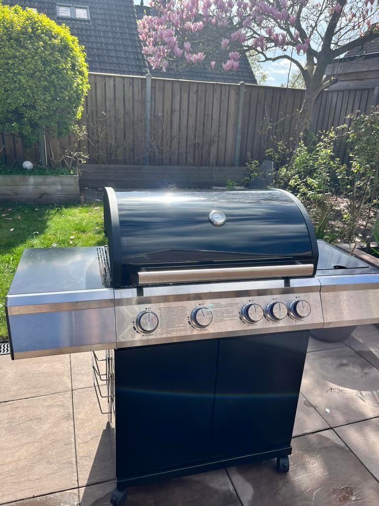 Gas barbecue grill  4-pits, Ophalen of Verzenden, Zo goed als nieuw
