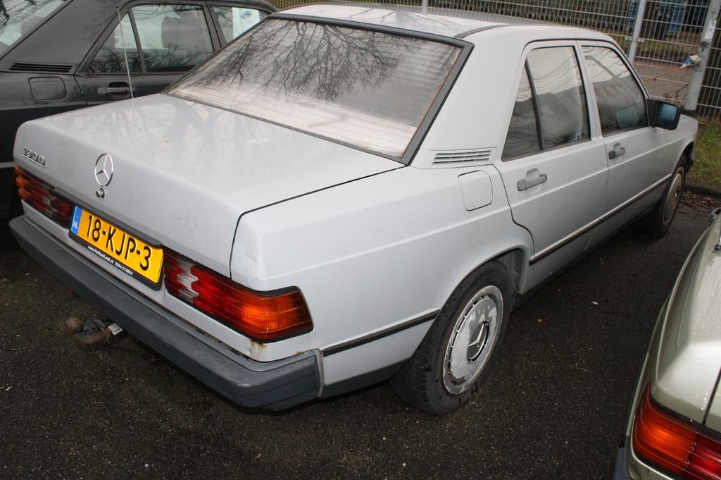 Mercedes-Benz 190D (bj 1986), Achterwielaandrijving, Gebruikt, 4 cilinders, Trekhaak