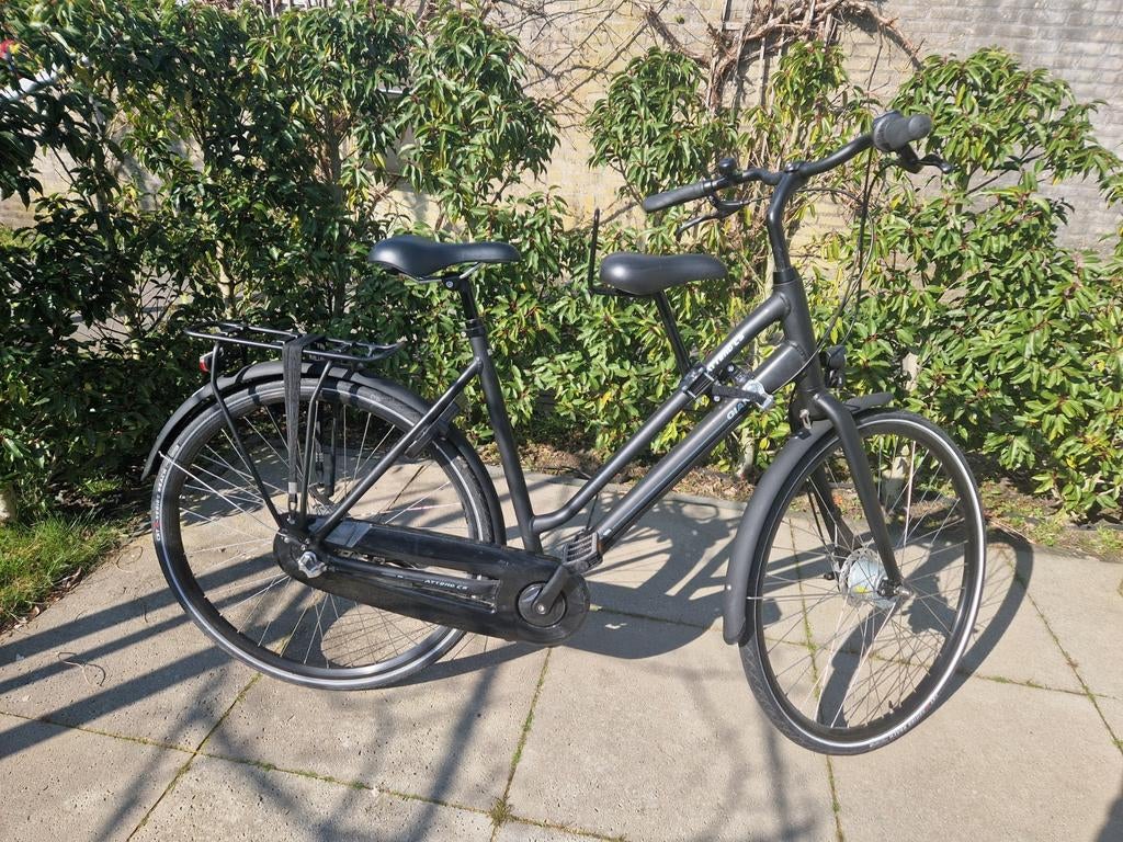 Giant attend c5, Fietsen en Brommers, Ophalen, Zo goed als nieuw, Meer dan 20 versnellingen, 56 cm of meer