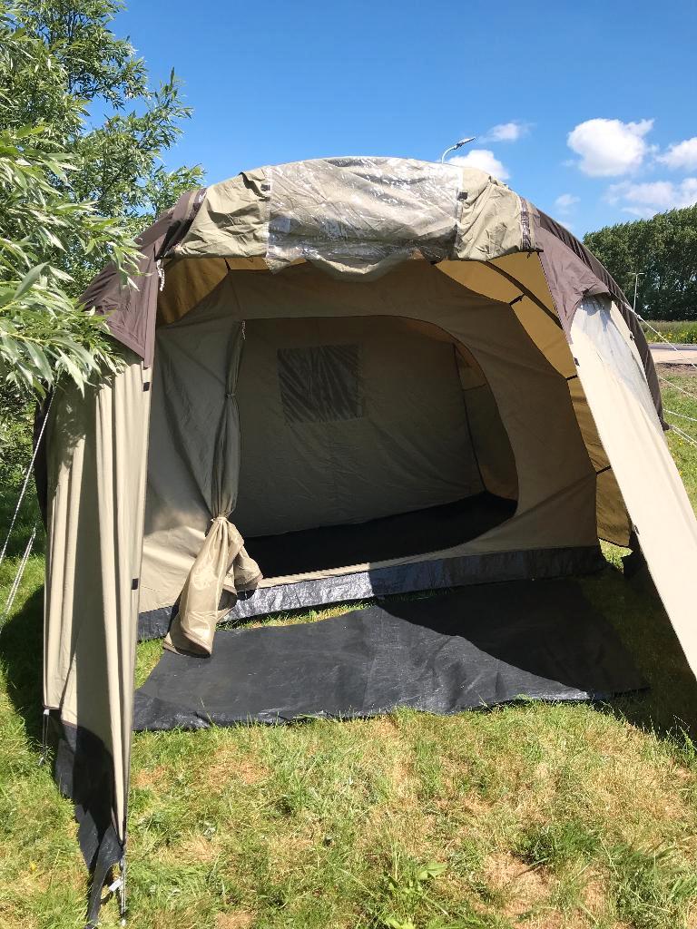 camperen, Ophalen, Zo goed als nieuw