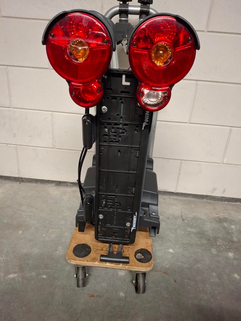 Twinny Load E-Wing !!, Ophalen, Elektrische fiets, Zo goed als nieuw, 2 fietsen