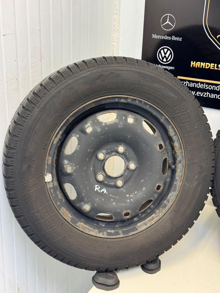 VW Fox bj.2007 winterbanden set met velgen 185/65R14 5x100, Auto-onderdelen, Banden en Velgen, 14 inch, Gebruikt, EVZ Handelsonderneming