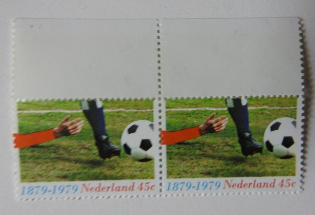 2 postzegels 1979 100 jaar Voetbal, Verzenden, Na 1940, Postfris