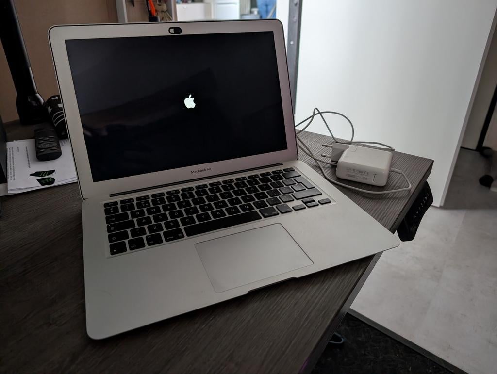 Apple MacBook Air 2017 - i5, 8GB RAM, lange batterijduur, Computers en Software, Apple Macbooks, Qwerty, 8 GB, 13 inch, Minder dan 2 Ghz