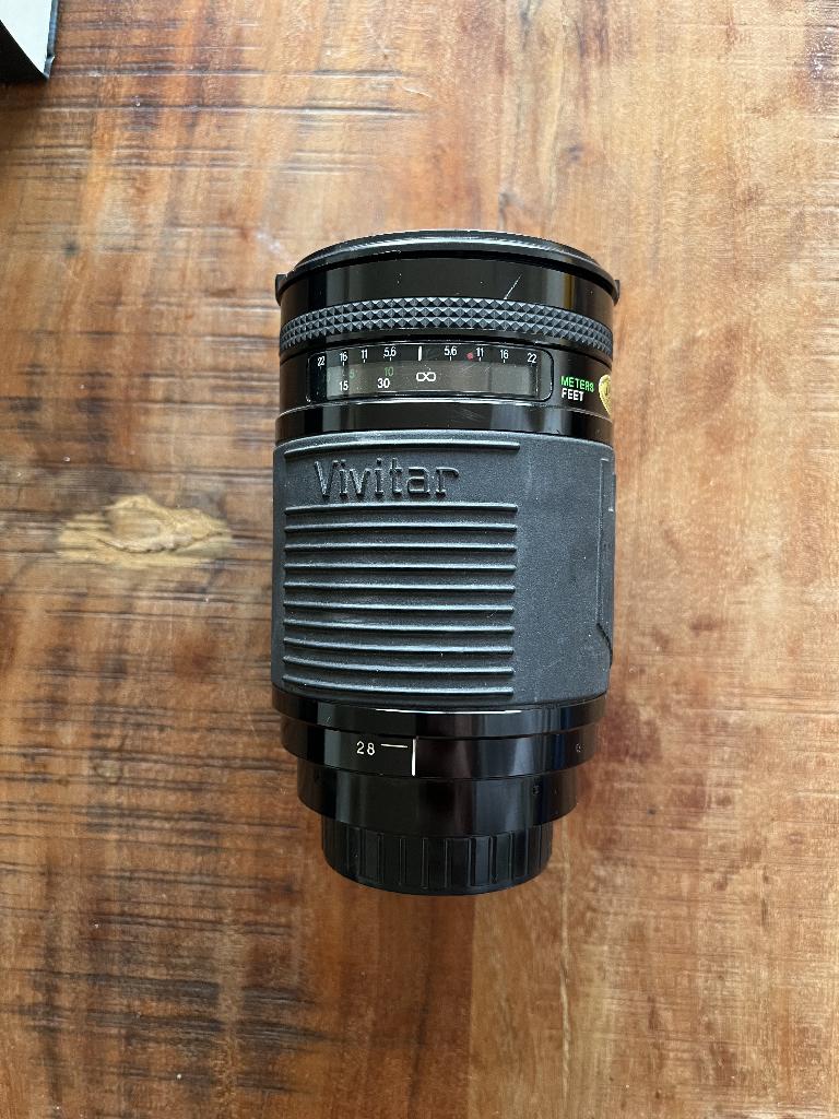 Minolta / Sony A-mount: Minolta 35-70mm & Vivitar 28-200mm, Ophalen of Verzenden, Gebruikt, Telelens, Zoom