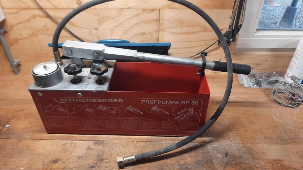 Perspomp Rhothenberger, onderhoud gehad en getest., Ophalen