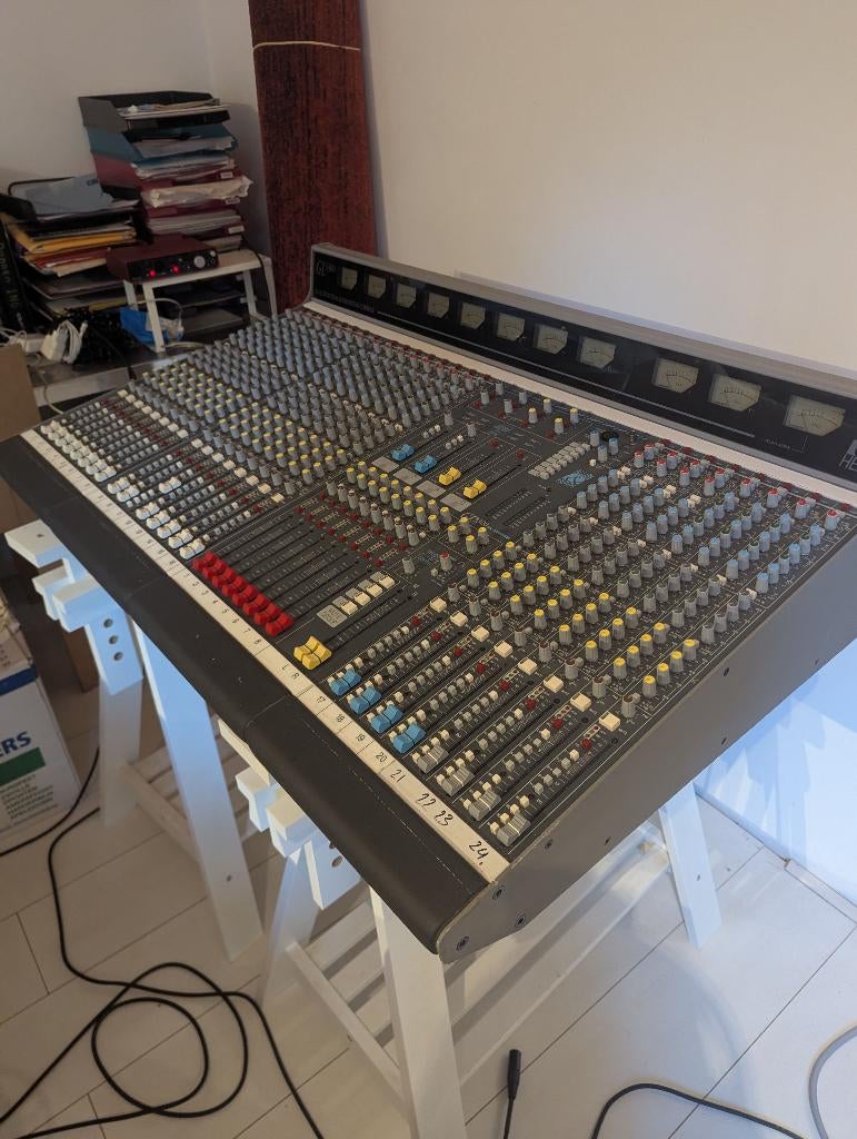 Allen & Heath GL3300 live/studio mixing console, Ophalen, Gebruikt, 20 kanalen of meer, Microfooningang