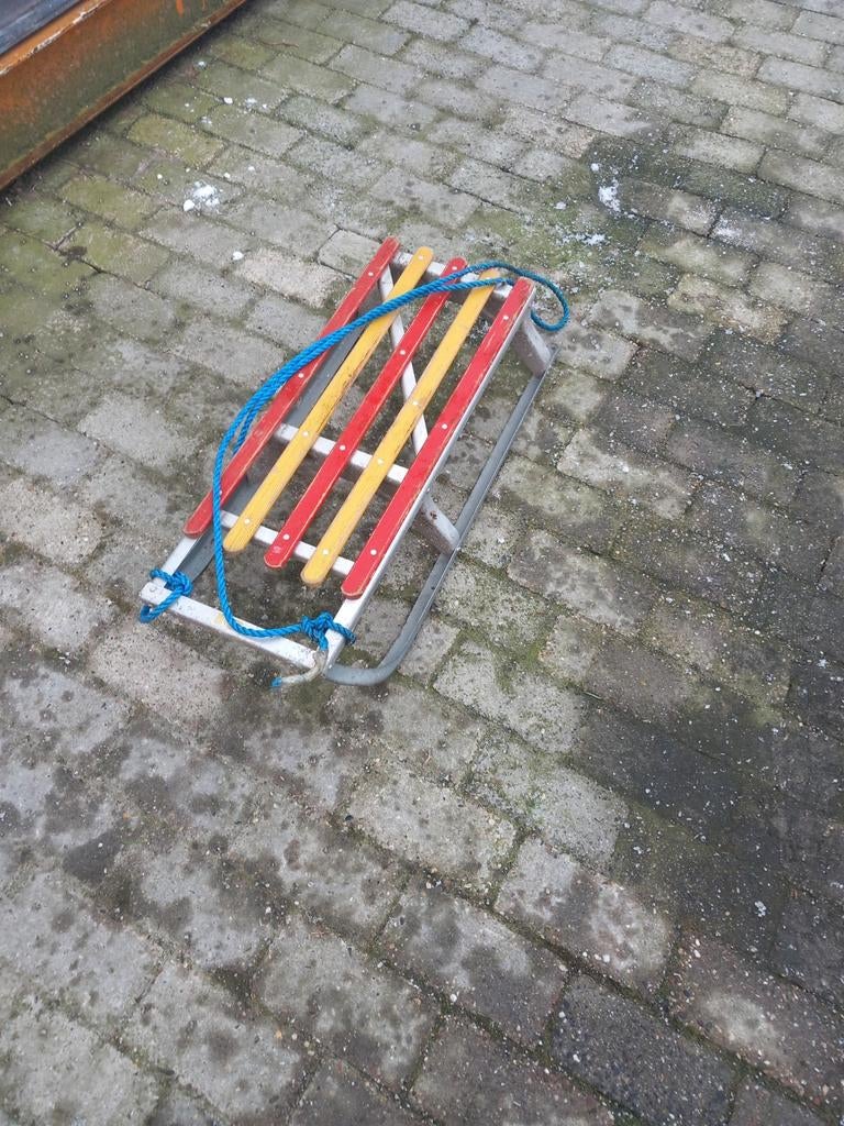 Houten slee met touw, Ophalen, Gebruikt, Overige merken