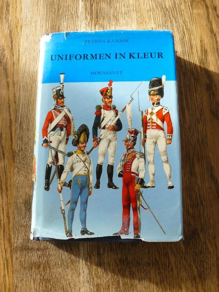 Uniformen in kleur, Ophalen of Verzenden, Niet van toepassing, Zo goed als nieuw, Overige onderwerpen