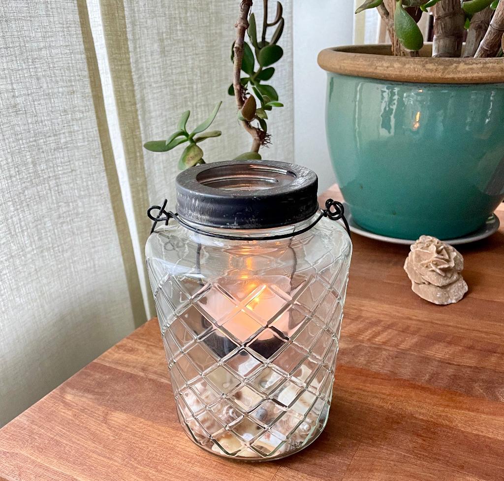 windlicht glas geruit met theelicht houder, Overige materialen, Ophalen of Verzenden, Zo goed als nieuw, Kandelaar