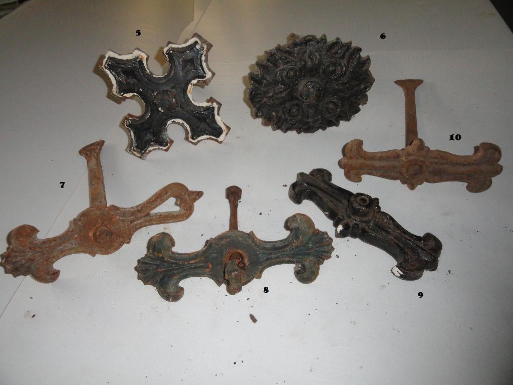 Antieke muurankers / rozetten/ ornamenten / ijzerwaren., Antiek en Kunst, Ophalen of Verzenden
