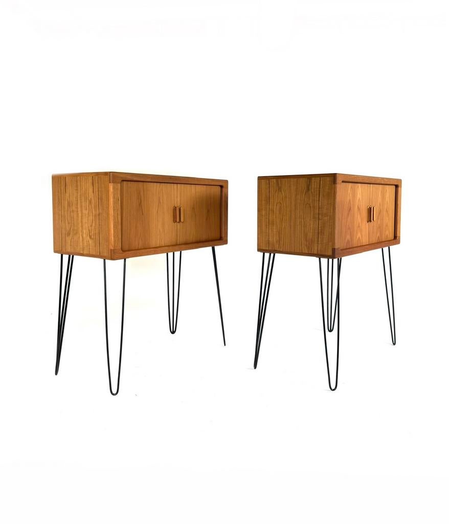 Set van 2 harpin wandkasten, Silkenborg Møbelfabrik ‘70, Met deur(en), Teakhout, 100 tot 150 cm, Ophalen of Verzenden