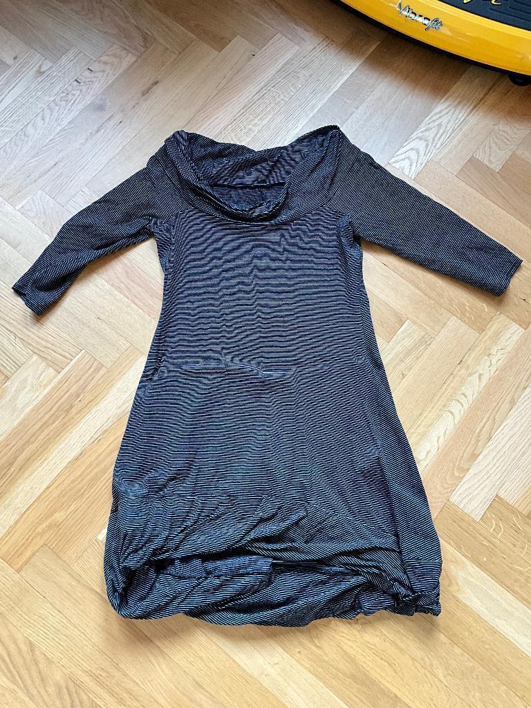 Mooie tuniek Merk Boris Industrie Maat 3 opruiming, Ophalen of Verzenden, Mooie tuniek Merk Boris Industrie Maat 3, Regina, Gedragen