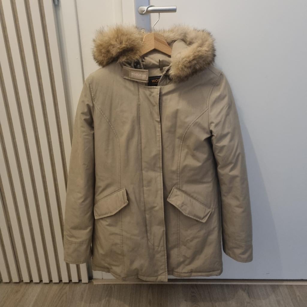 Woolrich Damesjas - Stijlvol en Warm, Kleding | Dames, Jassen | Winter, Ophalen, Beige, Zo goed als nieuw, Woolrich