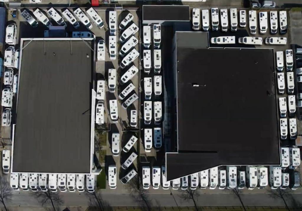 ALTIJD 130 CAMPERS OP VOORRAAD CAMPERGALLERY APELDOORN, 7 tot 8 meter, Bedrijf, Diesel, Adria