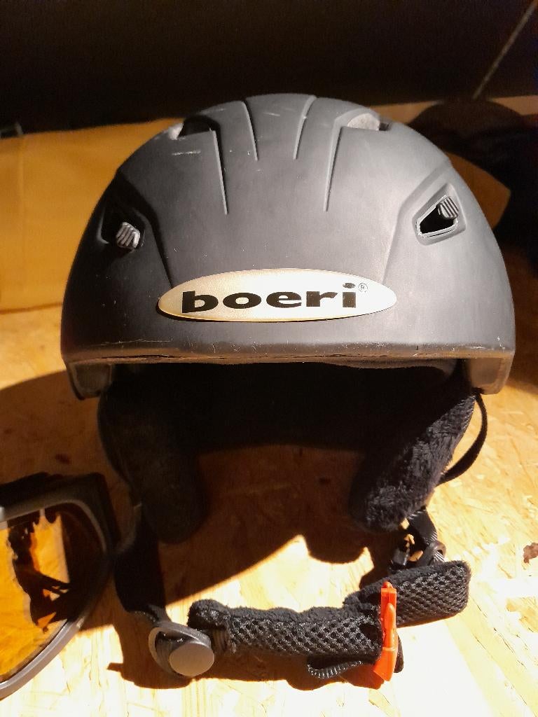 Boeri skihelm en UVEX skibril, Sport en Fitness, Skiën en Langlaufen, Overige merken, Overige typen, Ophalen of Verzenden, Zo goed als nieuw